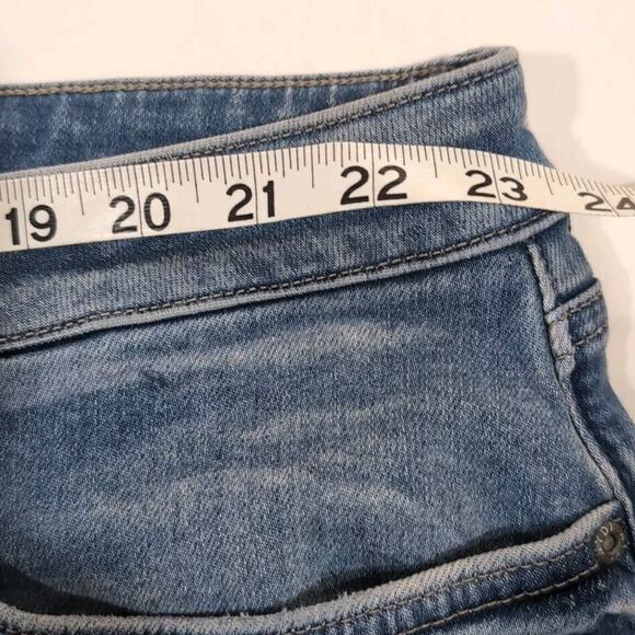 NYDJ Classic Blue Jean Shorts - Picture 10 of 14